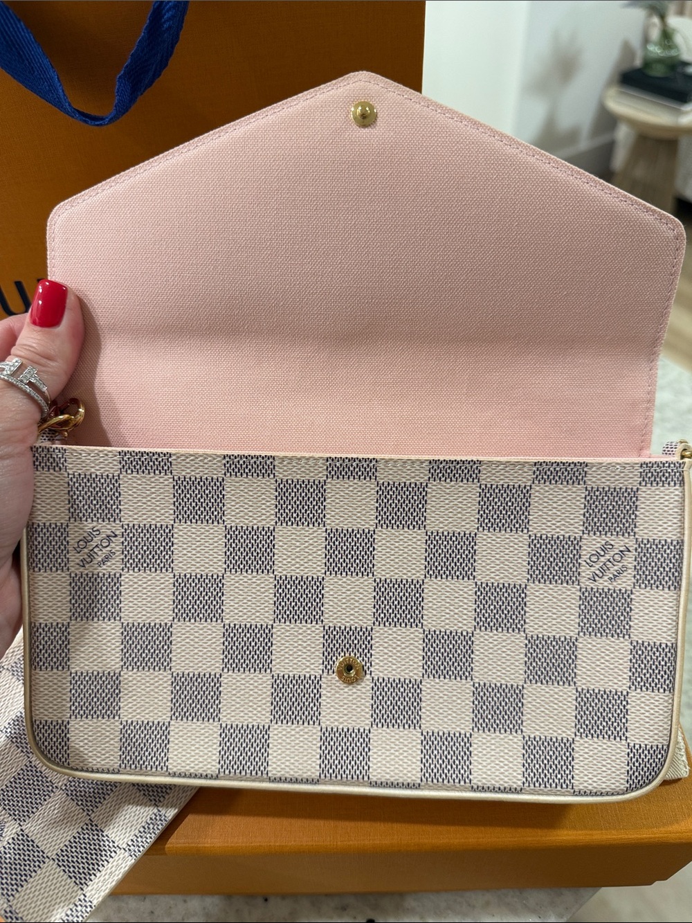 Louis Vuitton Damier Azur Felicie - Picture 3 of 13